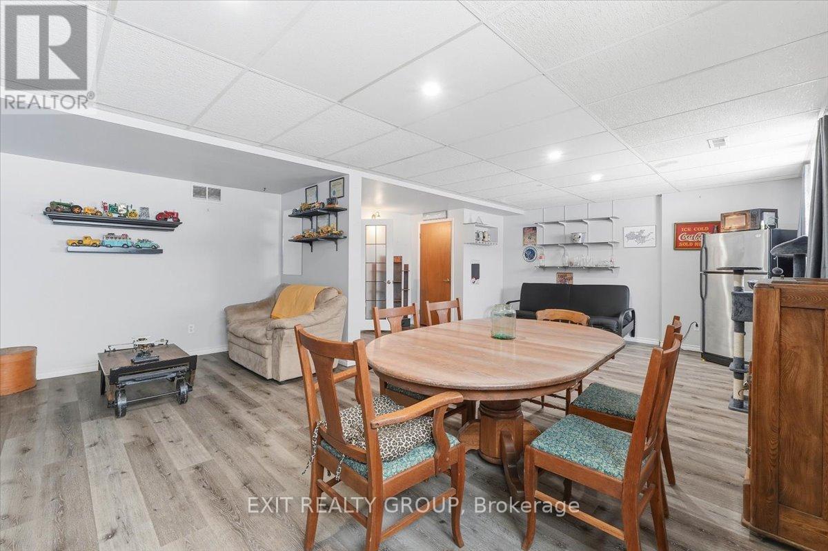 2433 Highway 62, Prince Edward County, Ontario  K0K 1G0 - Photo 31 - X12786254