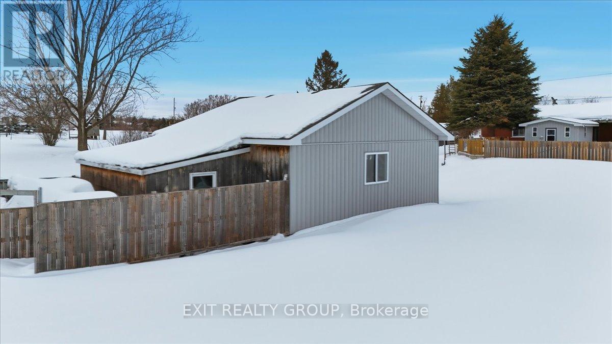2433 Highway 62, Prince Edward County, Ontario  K0K 1G0 - Photo 39 - X12786254
