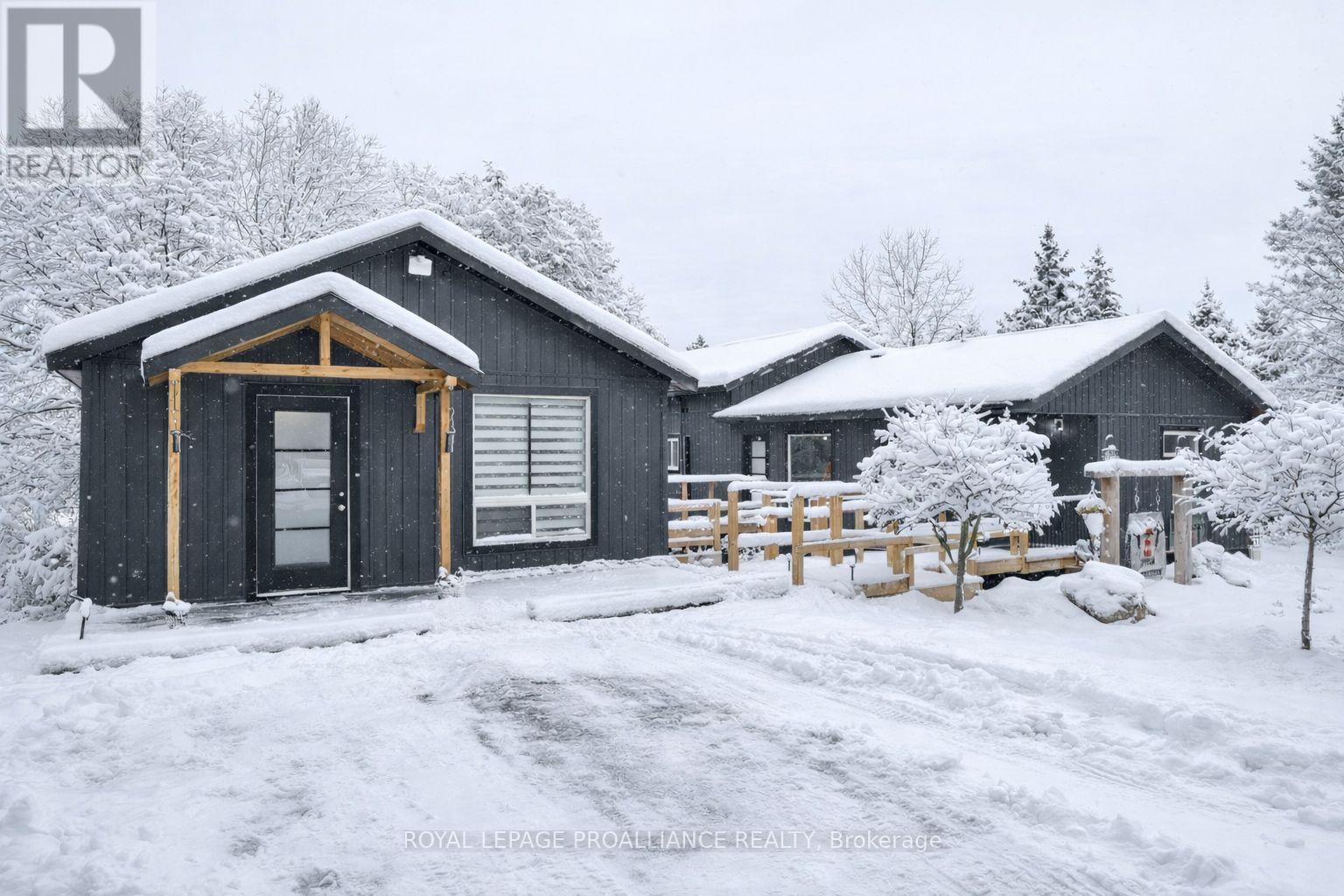 138 HOLLISTER ROAD, Tweed, Ontario