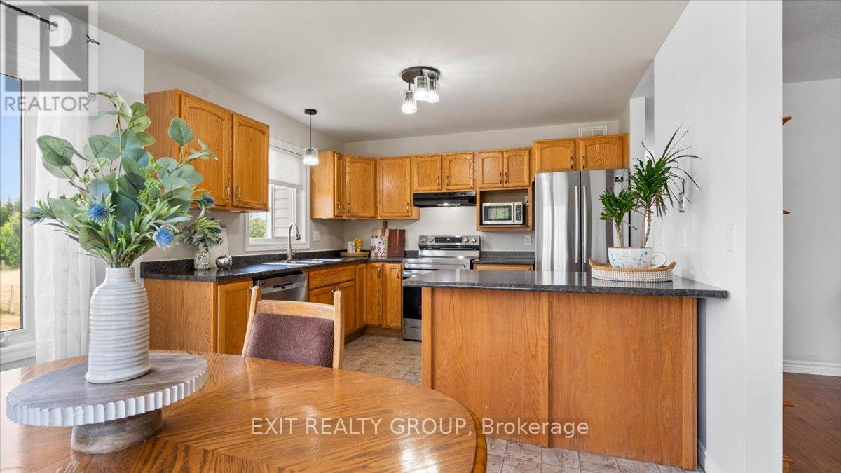 323 Mapleview Road, Quinte West, Ontario  K0K 2C0 - Photo 4 - X12788034