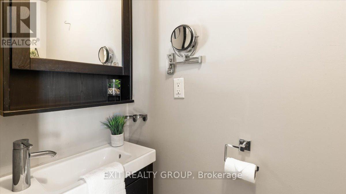 84 Chatterton Valley Crescent, Quinte West, Ontario  K0K 2B0 - Photo 17 - X12788044