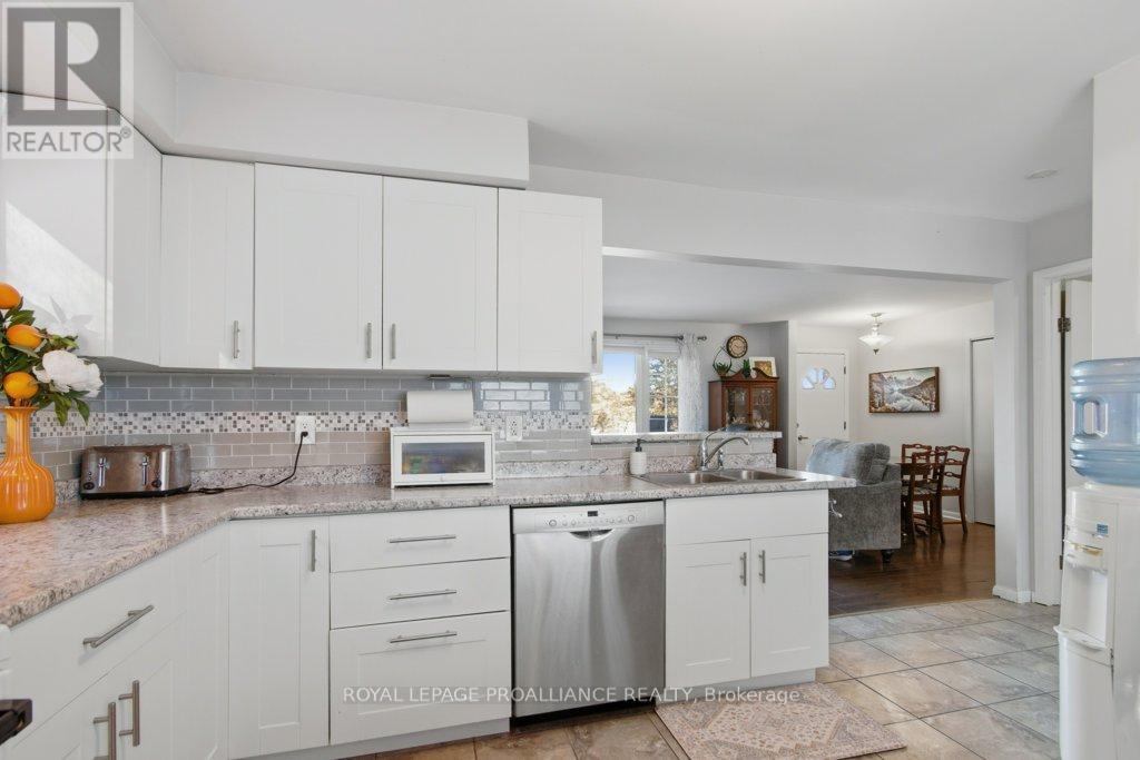 550 Frankford Stirling Road, Quinte West, Ontario  K0K 2C0 - Photo 11 - X12790150