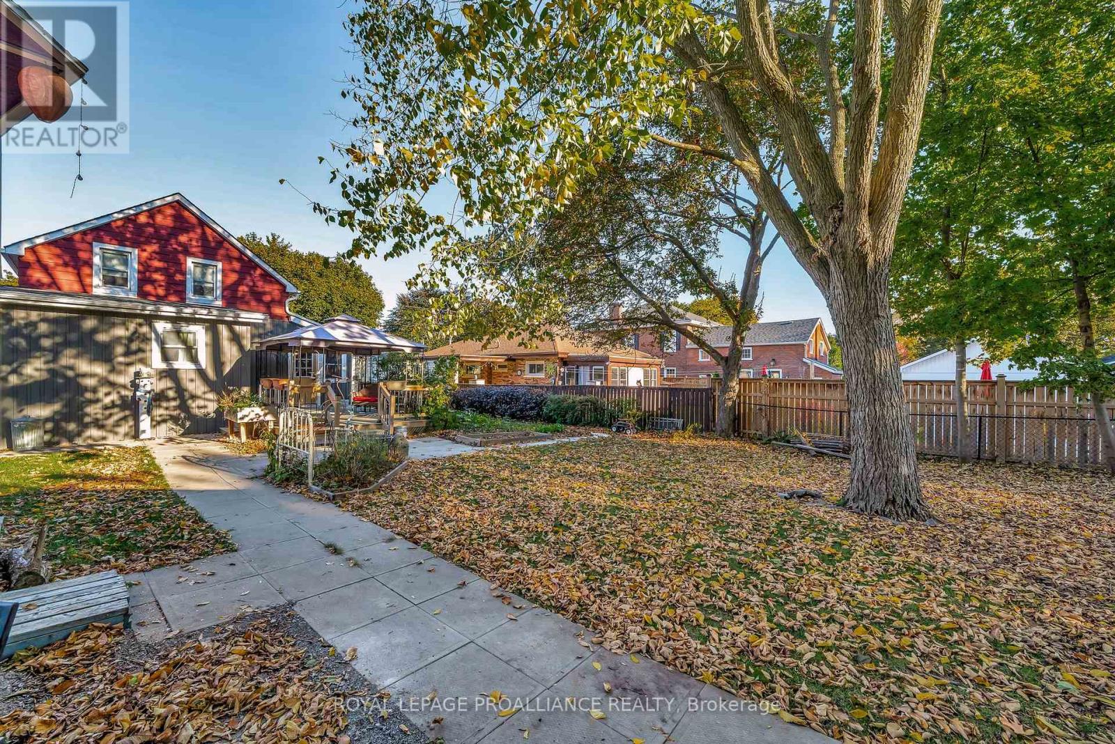 246 Foster Avenue, Belleville, Ontario  K8N 3R3 - Photo 41 - X12792054