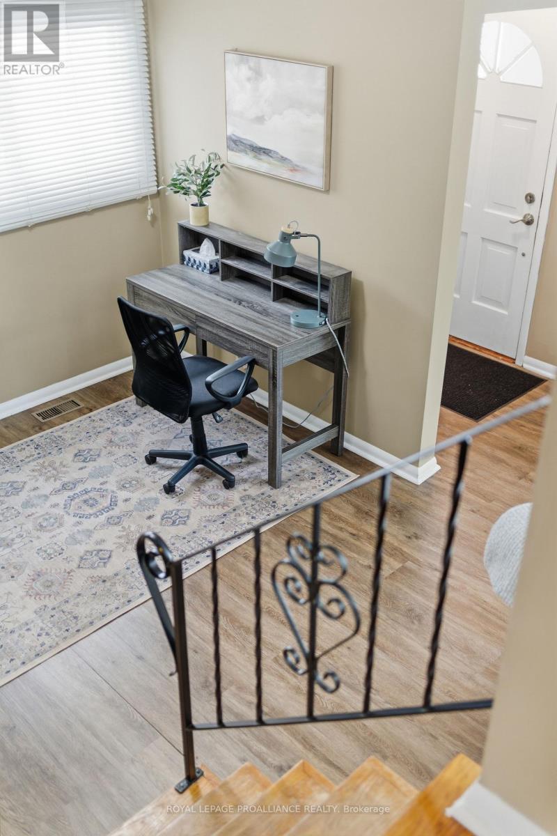 533 Bridge Street E, Belleville, Ontario  K8N 1R7 - Photo 16 - X12792924