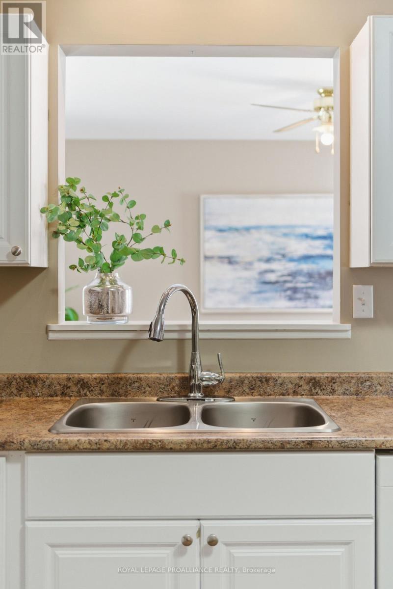 533 Bridge Street E, Belleville, Ontario  K8N 1R7 - Photo 20 - X12792924