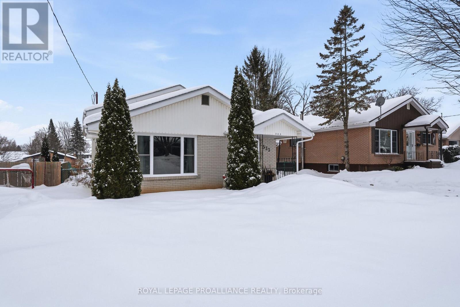 533 Bridge Street E, Belleville, Ontario  K8N 1R7 - Photo 3 - X12792924