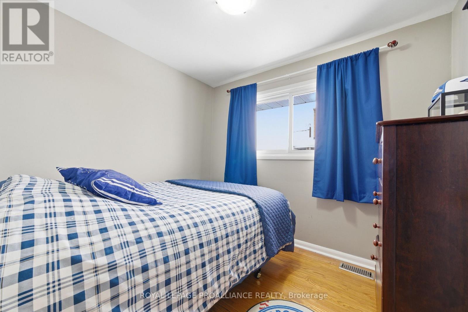 533 Bridge Street E, Belleville, Ontario  K8N 1R7 - Photo 35 - X12792924