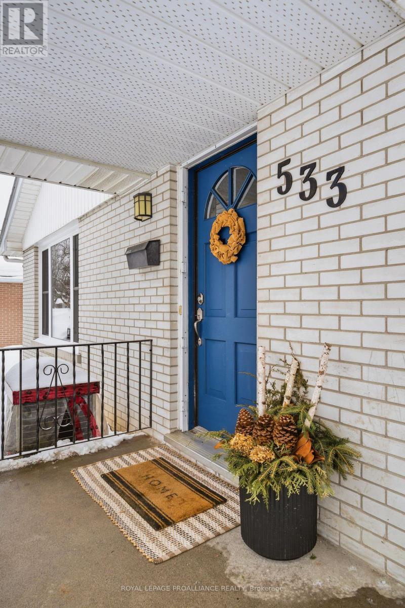 533 Bridge Street E, Belleville, Ontario  K8N 1R7 - Photo 6 - X12792924