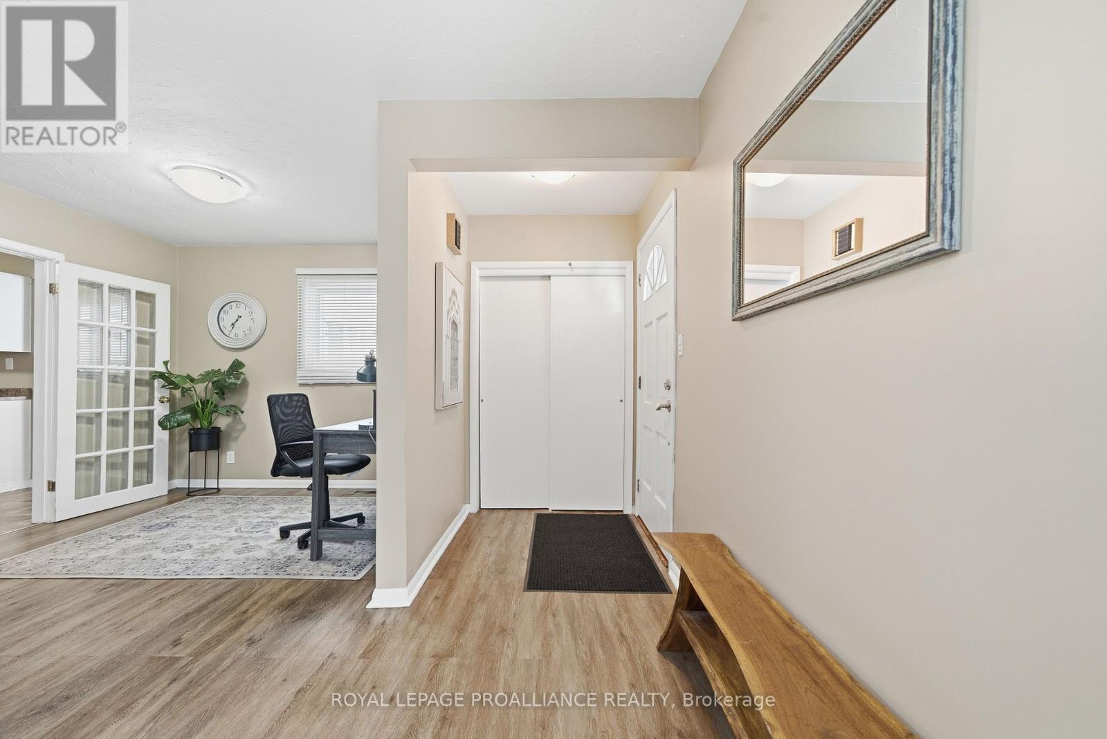 533 Bridge Street E, Belleville, Ontario  K8N 1R7 - Photo 7 - X12792924