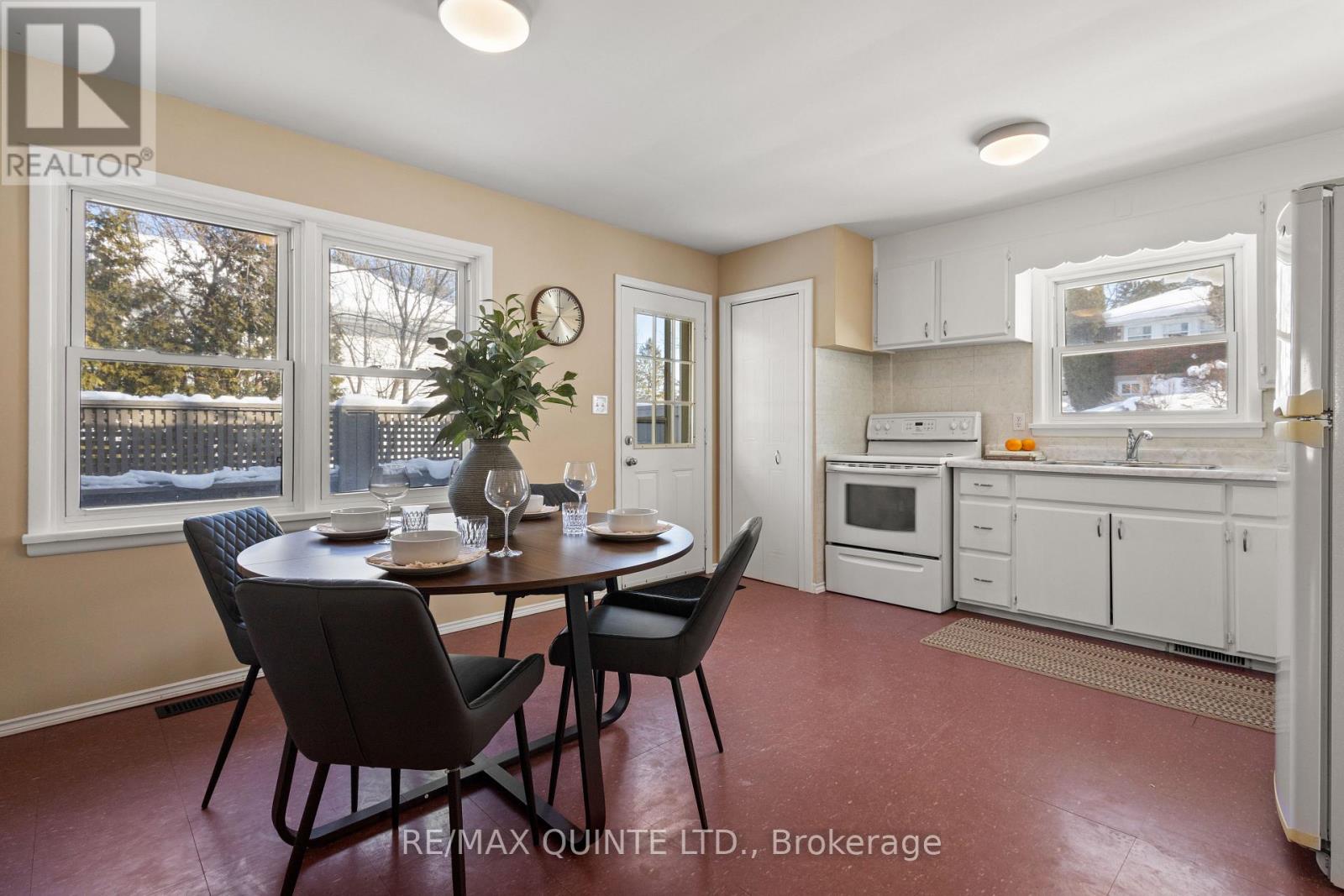 20 Prospect Avenue, Prince Edward County, Ontario  K0K 2T0 - Photo 18 - X12793004