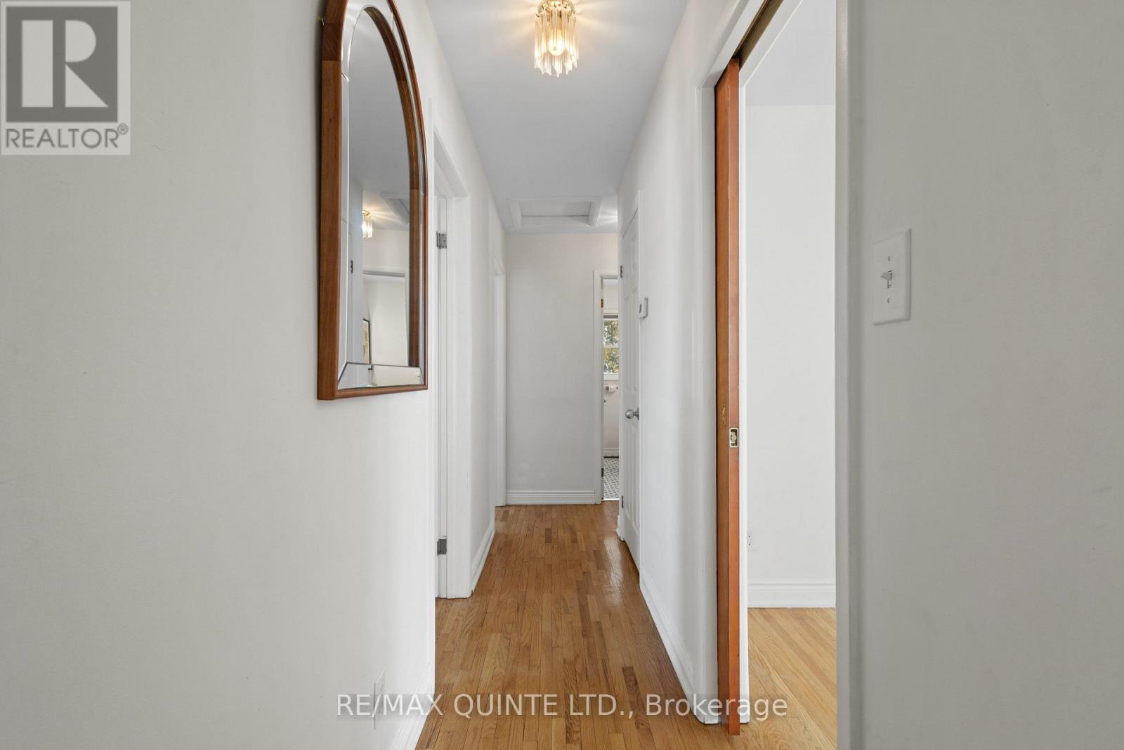 20 Prospect Avenue, Prince Edward County, Ontario  K0K 2T0 - Photo 20 - X12793004