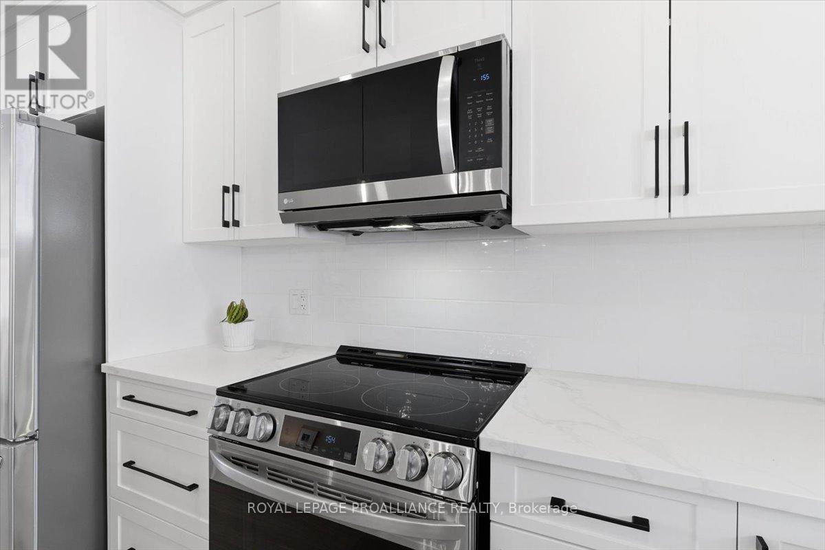 34 Rosewood Drive, Quinte West, Ontario  K0K 2C0 - Photo 13 - X12794056