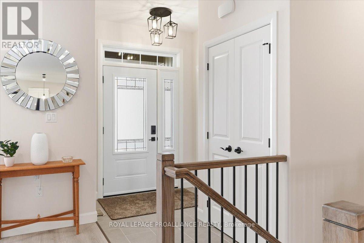 34 Rosewood Drive, Quinte West, Ontario  K0K 2C0 - Photo 4 - X12794056
