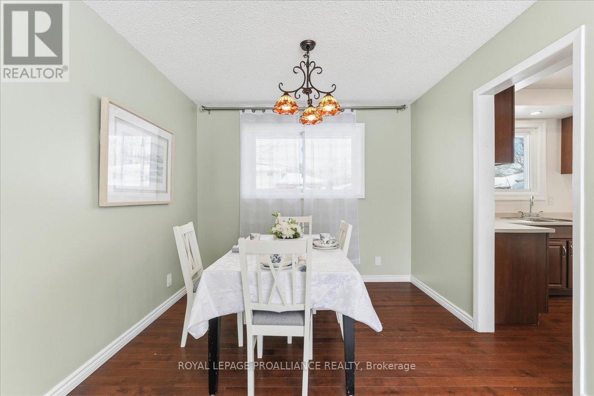 15 Thorncliffe Drive, Belleville, Ontario  K8P 4L3 - Photo 10 - X12794344