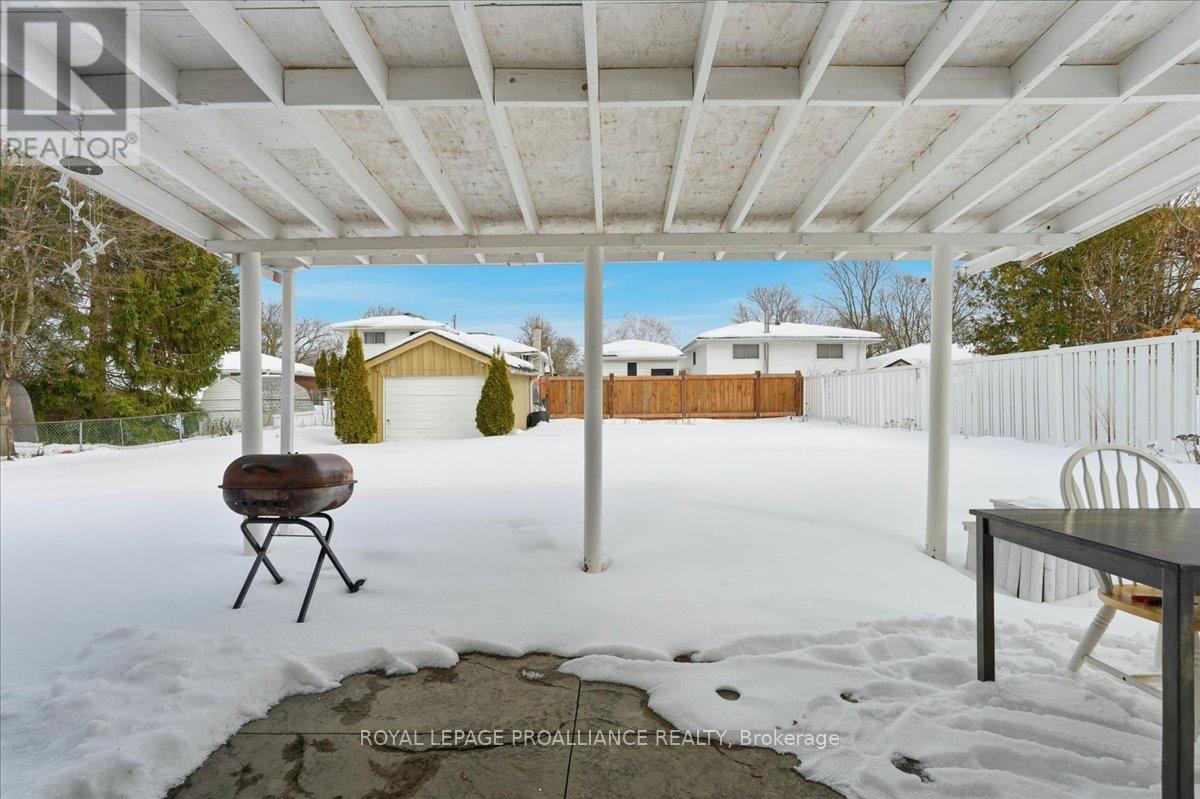 15 Thorncliffe Drive, Belleville, Ontario  K8P 4L3 - Photo 39 - X12794344