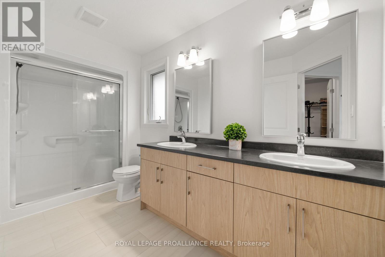 54 Lanark Drive, Belleville, Ontario  K8N 0G7 - Photo 26 - X12794966