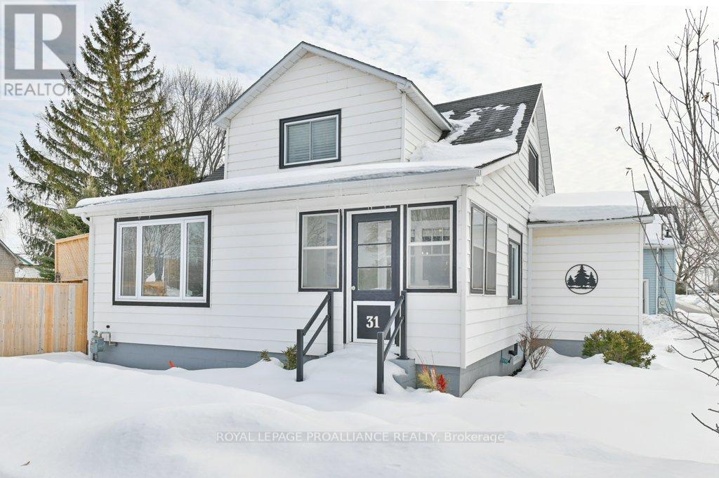 31 ELIZABETH STREET, Brighton, Ontario