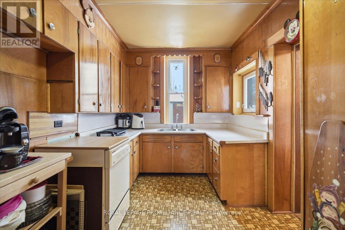 246 Colborne Street, Tweed, Ontario  K0K 3J0 - Photo 18 - X12798478