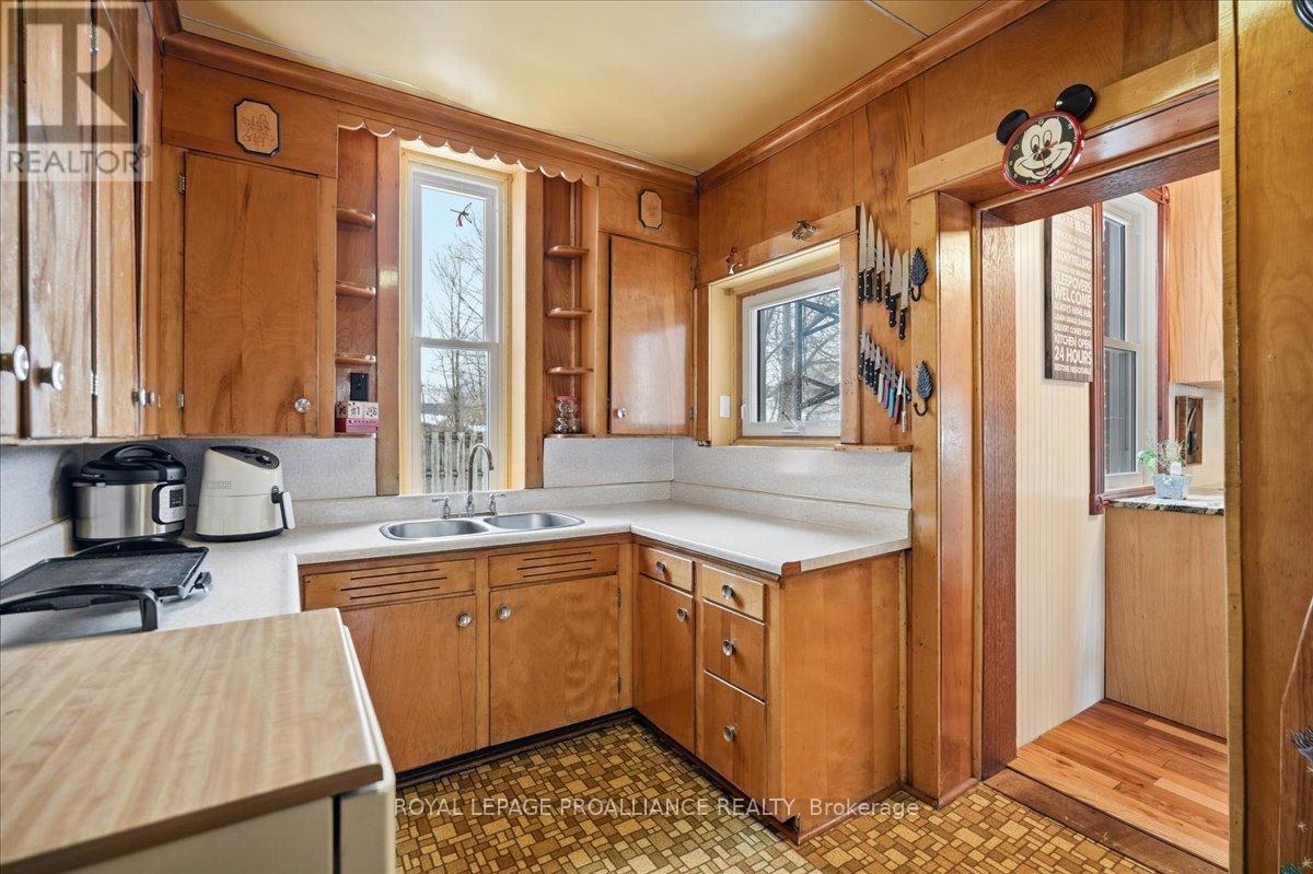 246 Colborne Street, Tweed, Ontario  K0K 3J0 - Photo 19 - X12798478