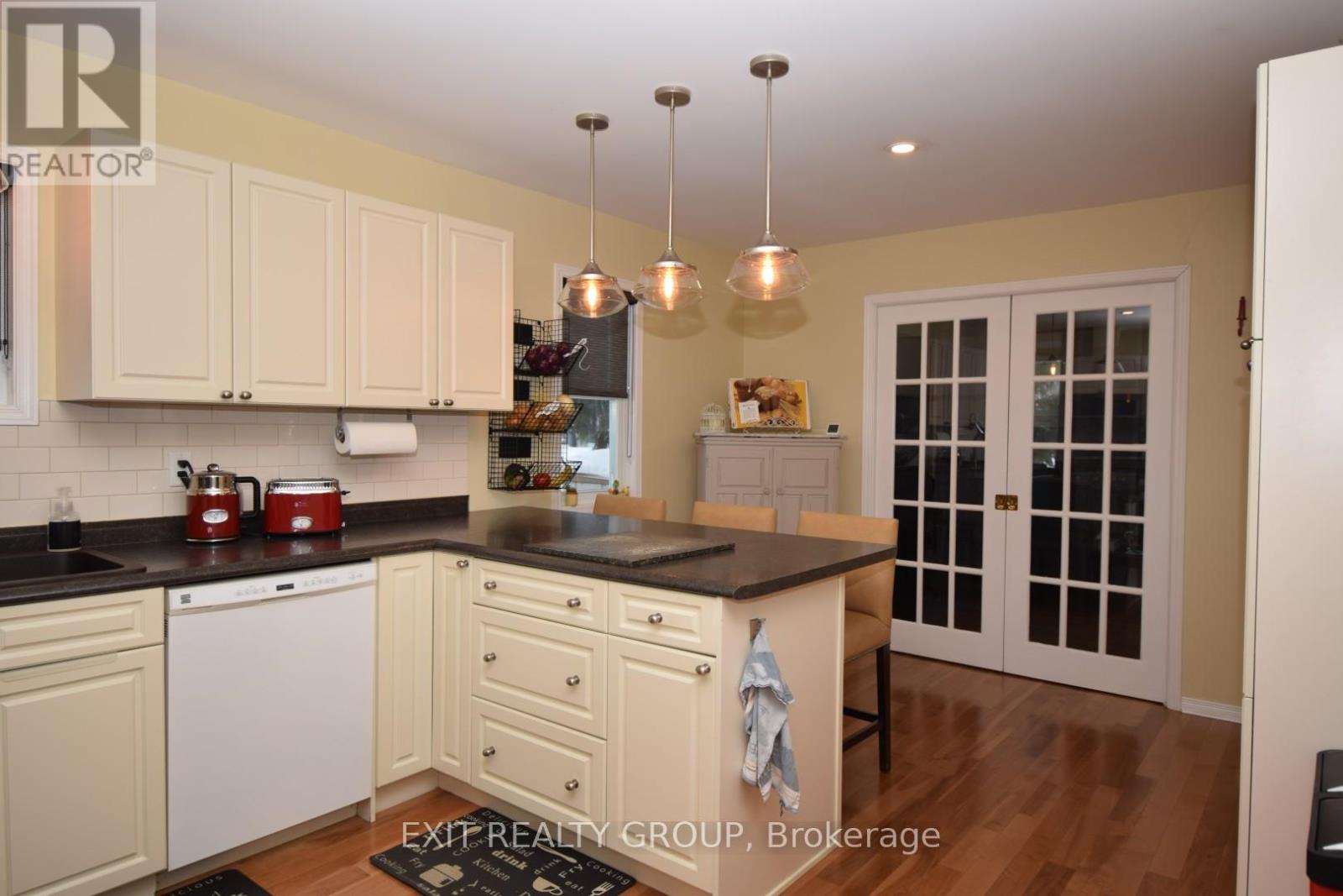 1 Quaker Court, Prince Edward County, Ontario  K0K 3L0 - Photo 11 - X12798694