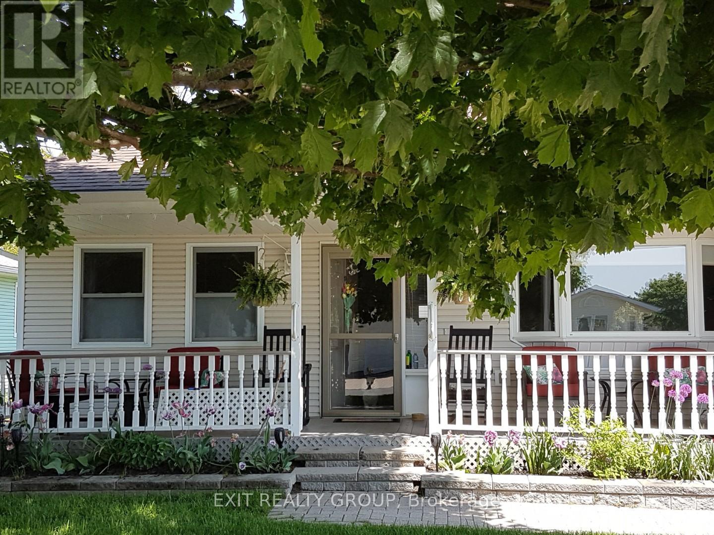 1 Quaker Court, Prince Edward County, Ontario  K0K 3L0 - Photo 2 - X12798694