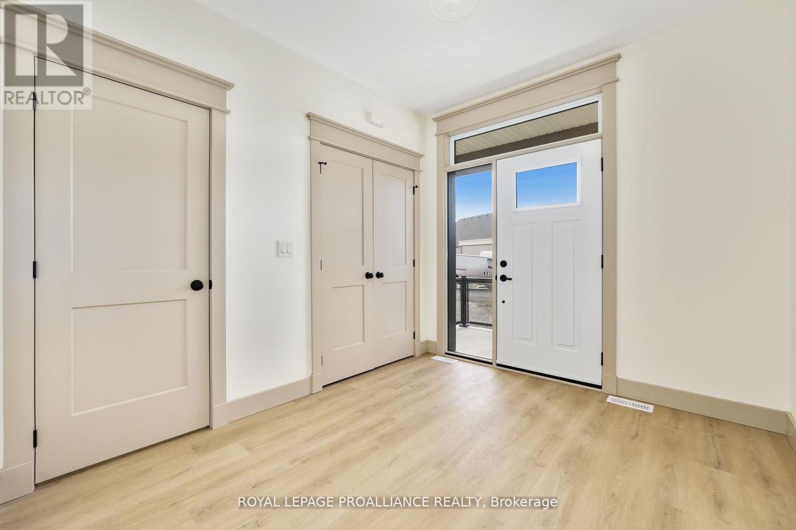 8 Merriman Court, Cramahe, Ontario  K0K 1S0 - Photo 4 - X12801446