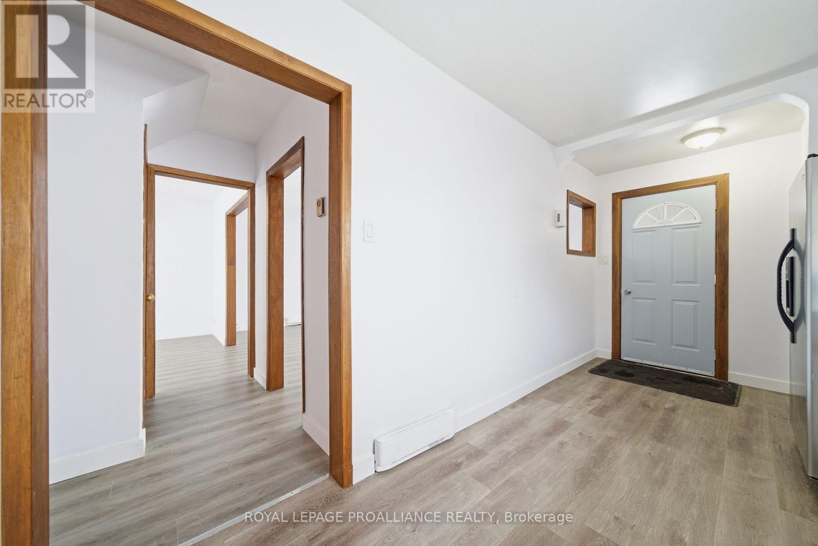 5 Sixth Street, Belleville, Ontario  K8N 4S4 - Photo 11 - X12803184