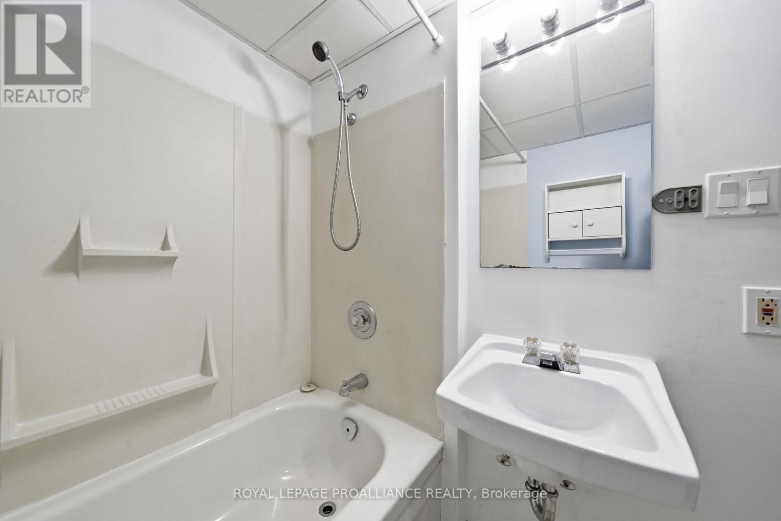 5 Sixth Street, Belleville, Ontario  K8N 4S4 - Photo 36 - X12803184