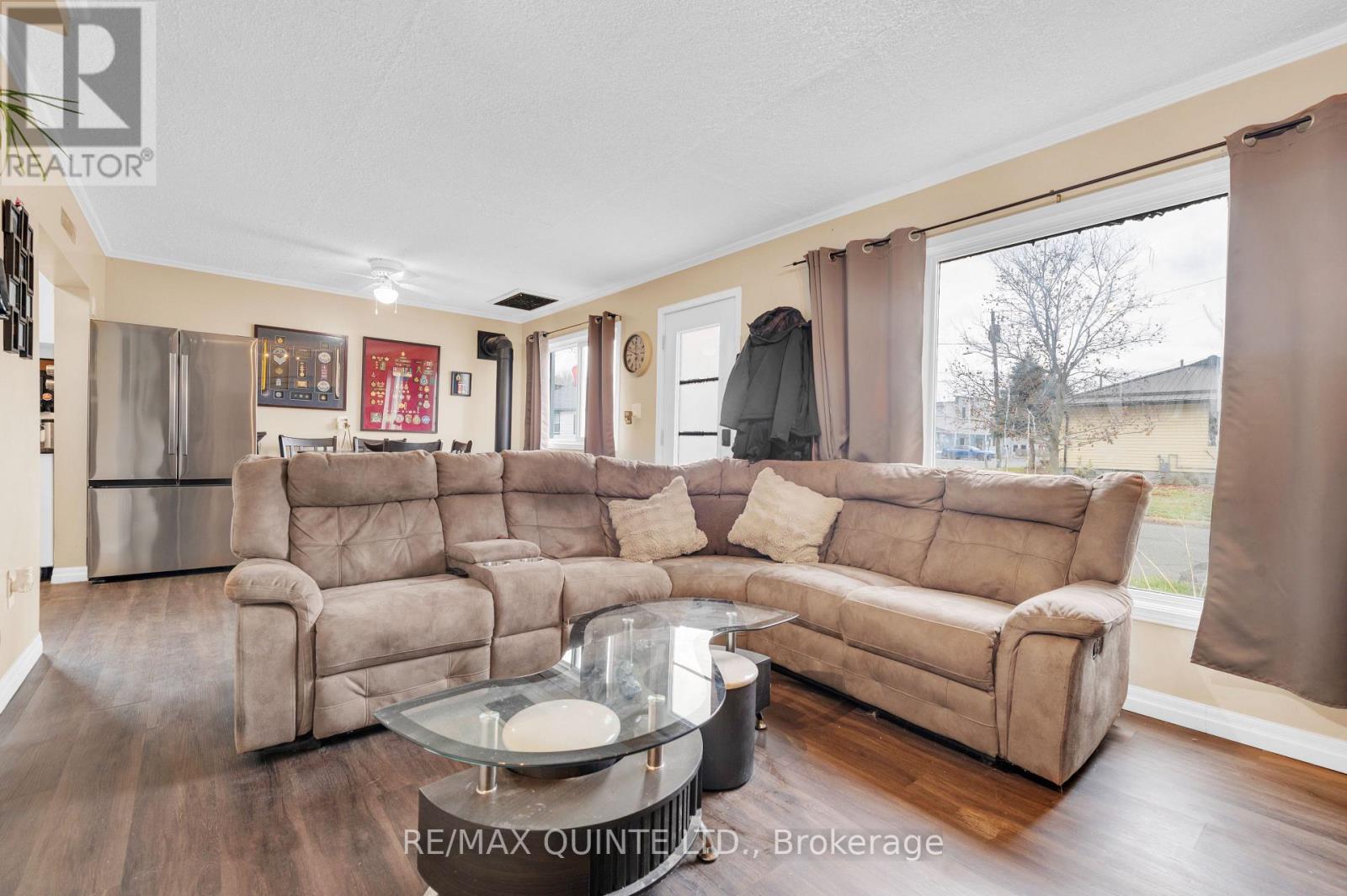 60 Oxford Road, Quinte West, Ontario  K0K 2C0 - Photo 4 - X12805284