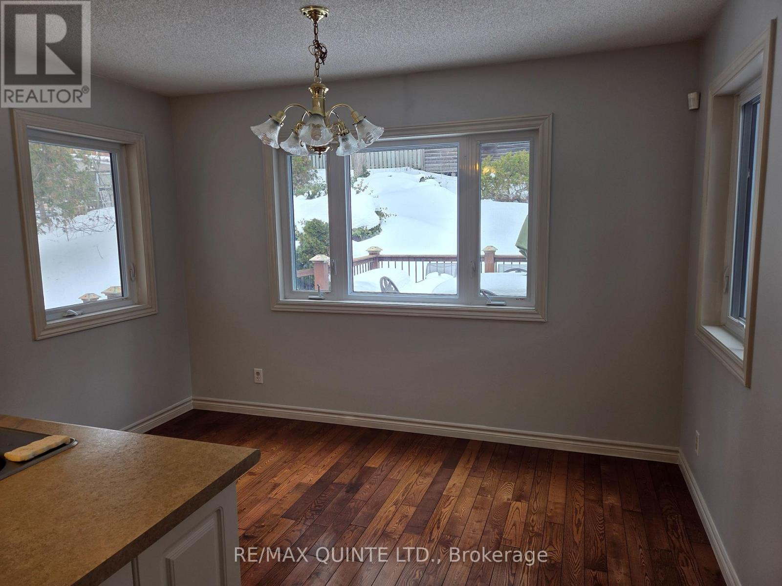 14 Mccamon Avenue, Tweed, Ontario  K0K 3J0 - Photo 11 - X12806526