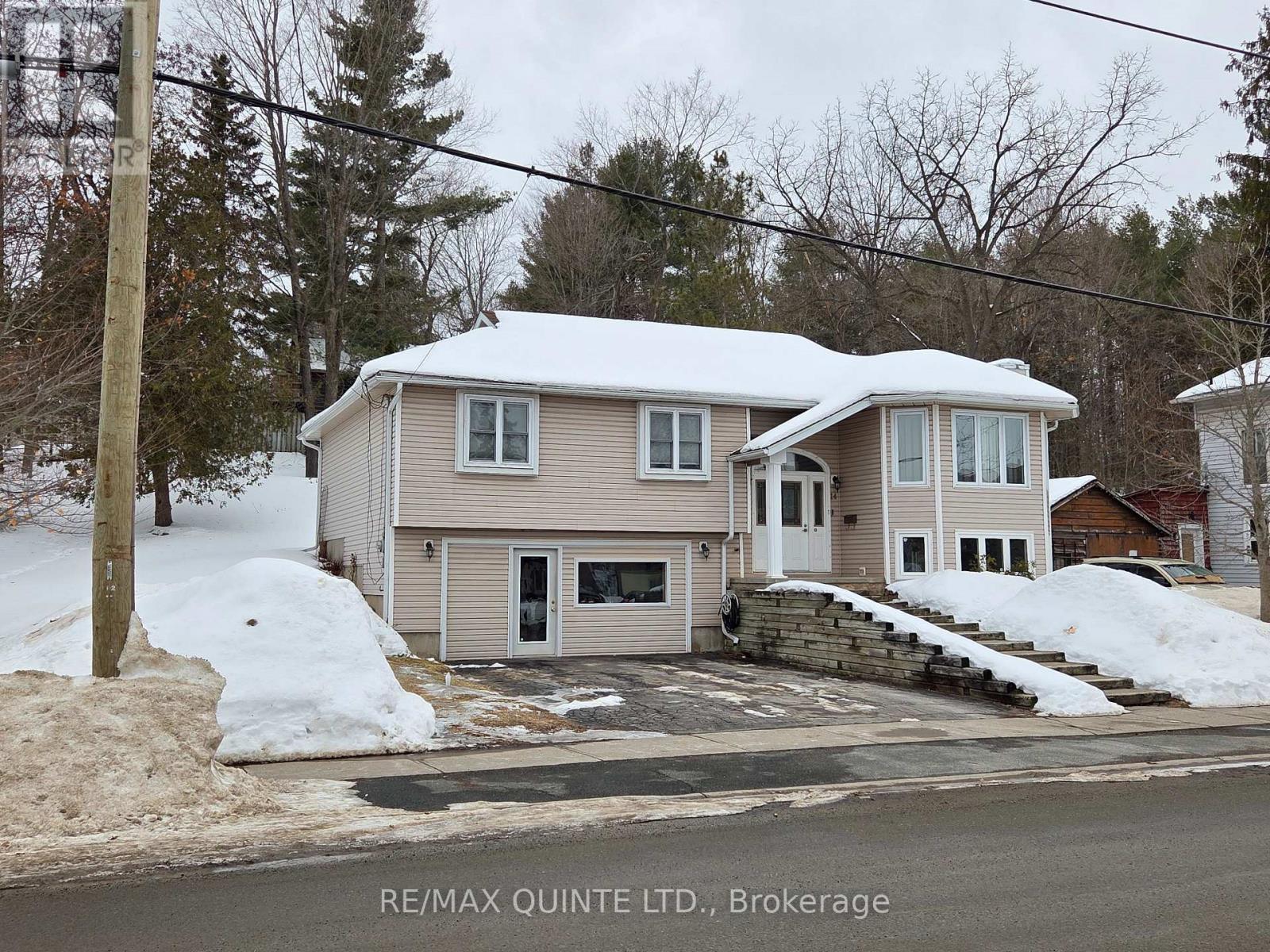 14 Mccamon Avenue, Tweed, Ontario  K0K 3J0 - Photo 2 - X12806526