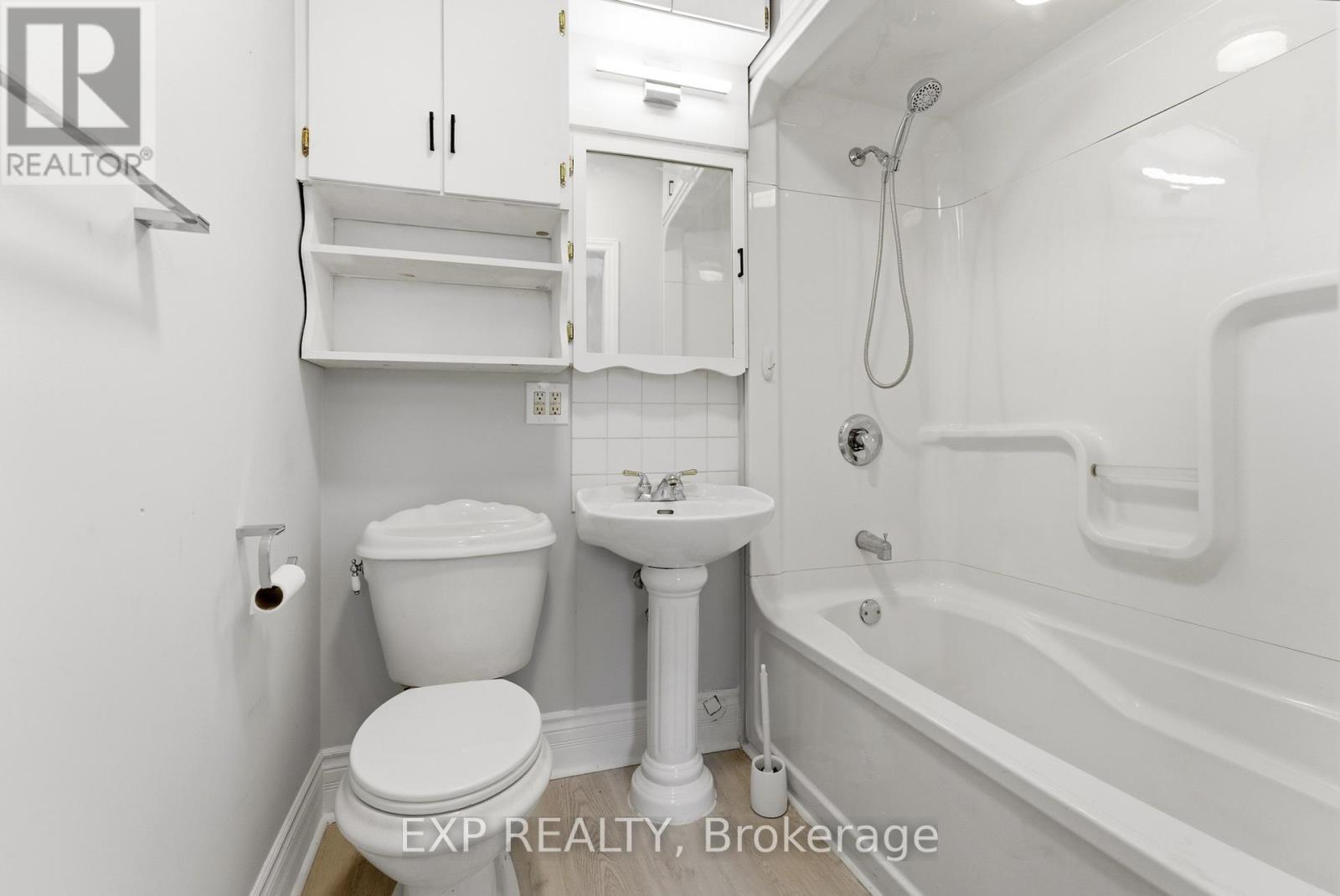 68-70 South George Street, Belleville, Ontario  K8N 3G6 - Photo 8 - X12807032